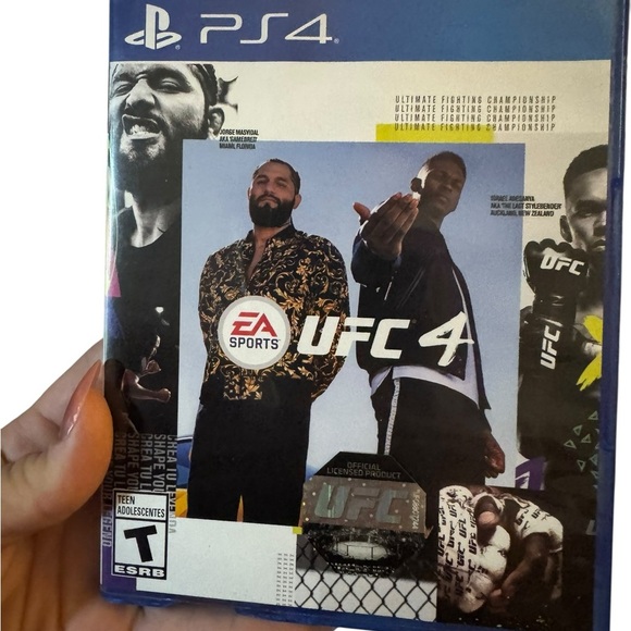 Used UFC 4 for PS4 - crack on case see pics - Picture 1 of 5